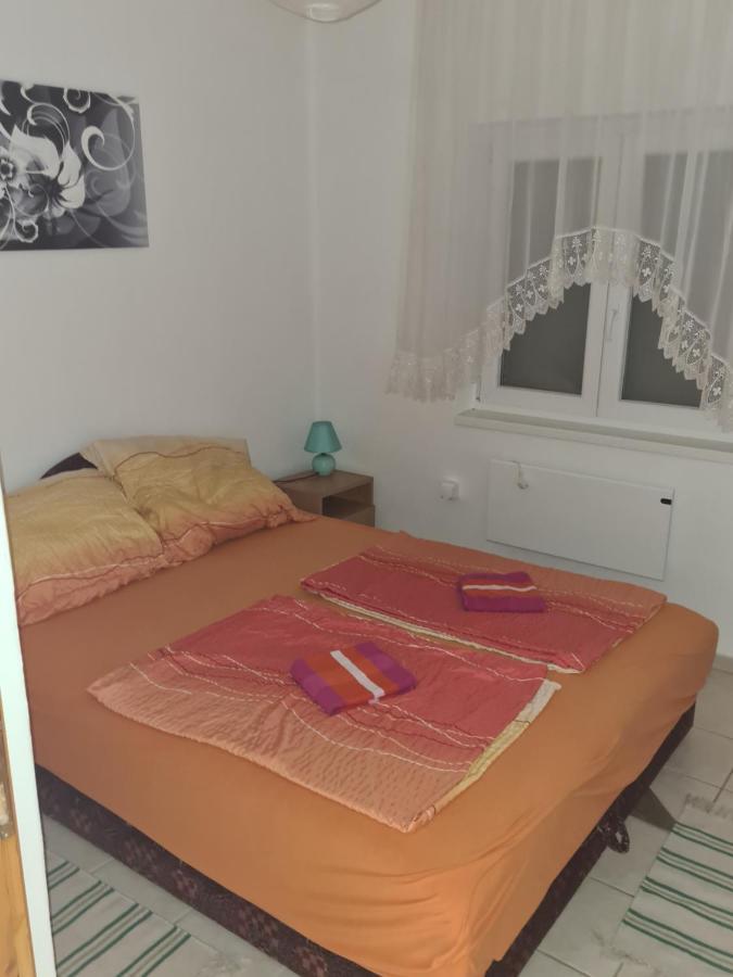 Zseki Apartman Hajdúszoboszló Exterior foto