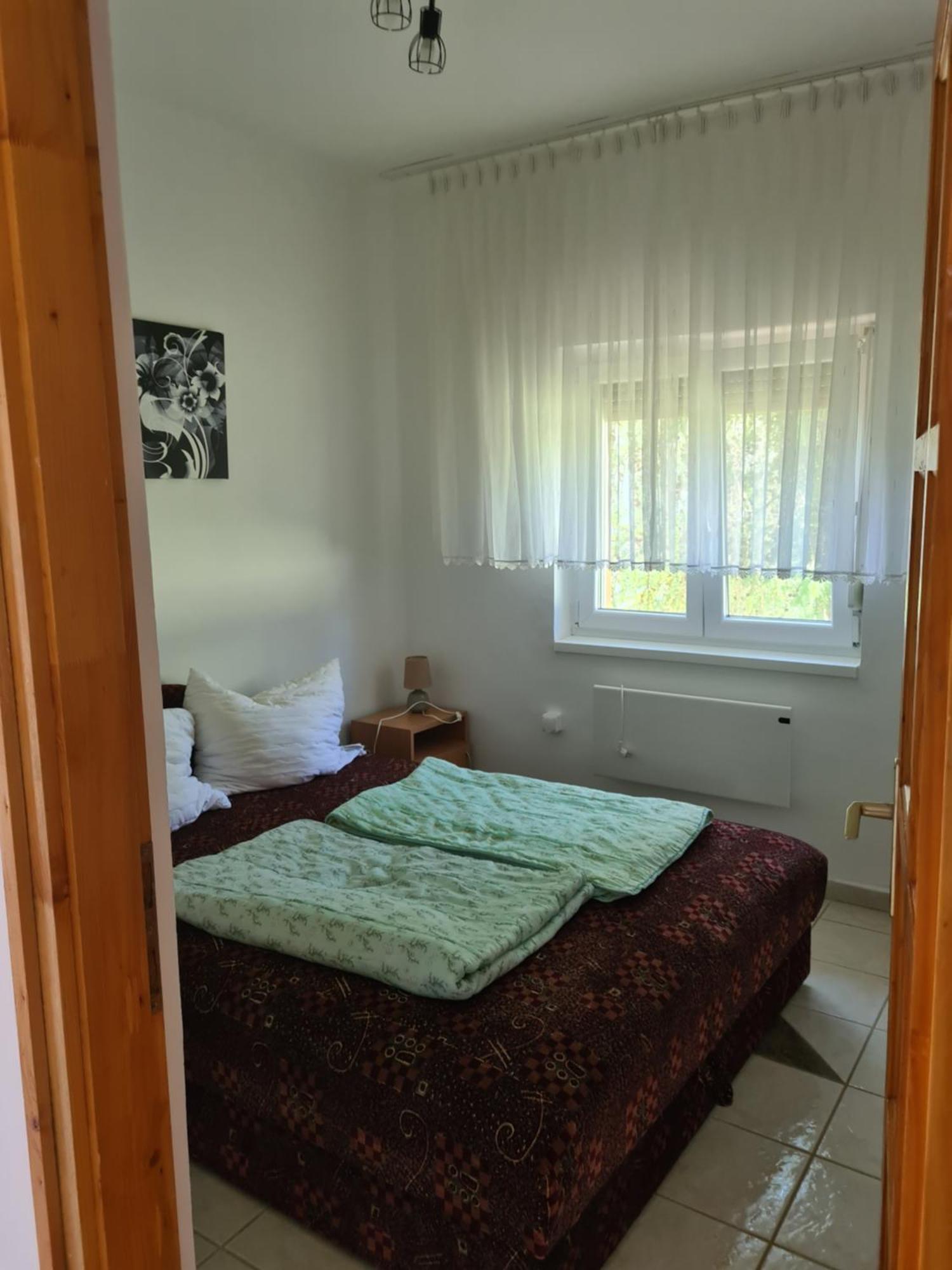 Zseki Apartman Hajdúszoboszló Exterior foto