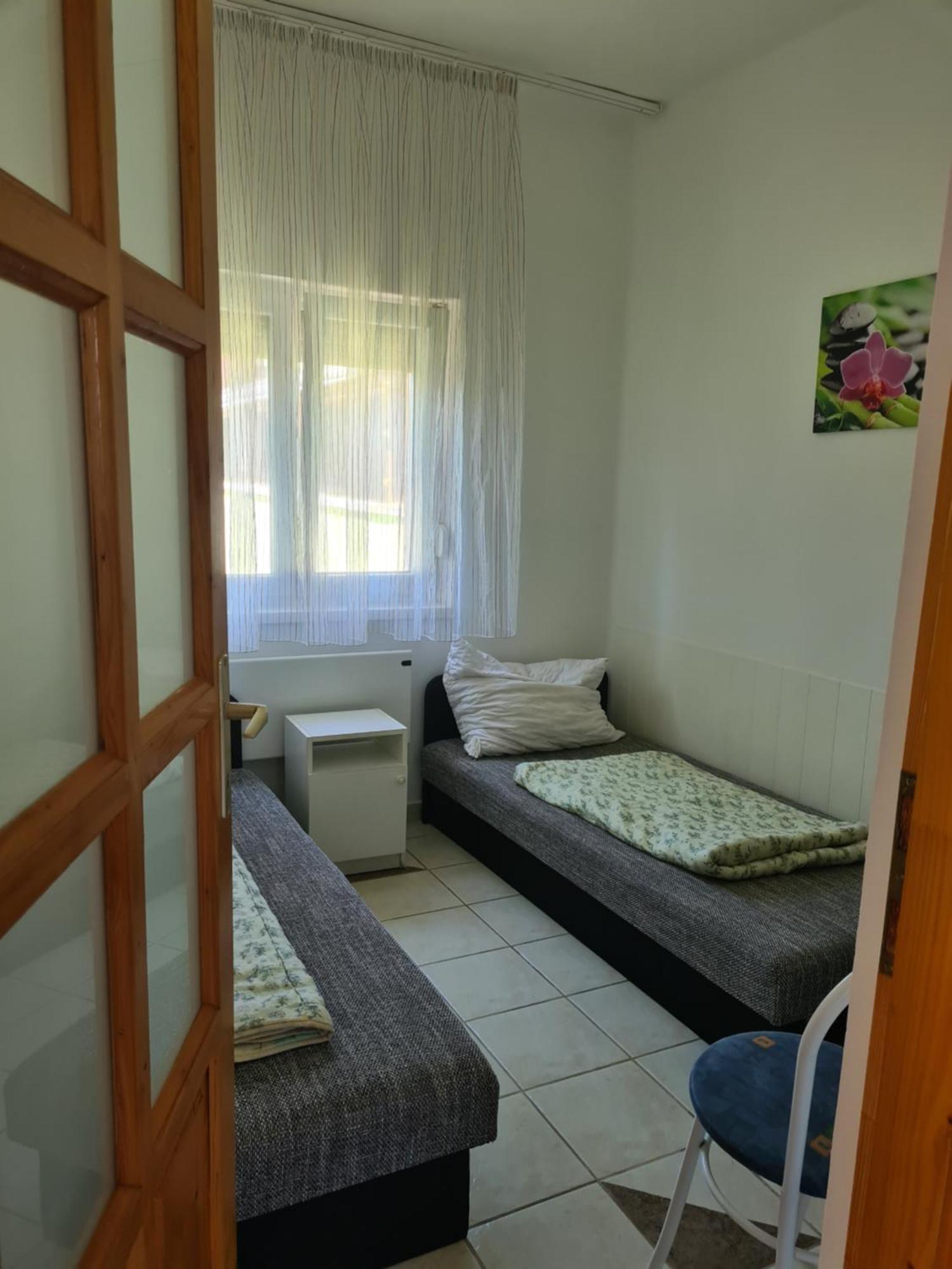 Zseki Apartman Hajdúszoboszló Exterior foto