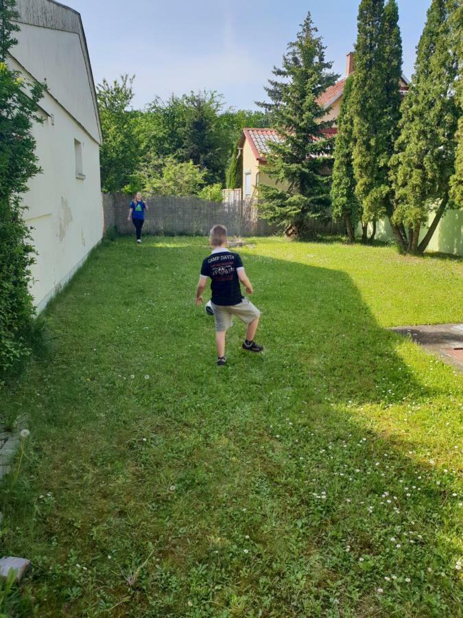 Zseki Apartman Hajdúszoboszló Exterior foto